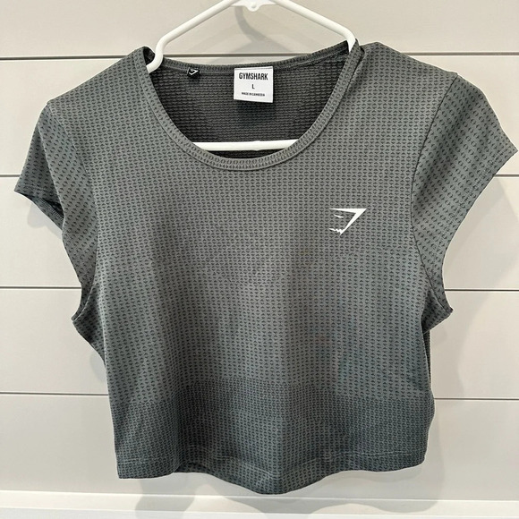 🦈 GYMSHARK CROP WORKOUT TOP -LARGE 🦈 - Picture 1 of 5